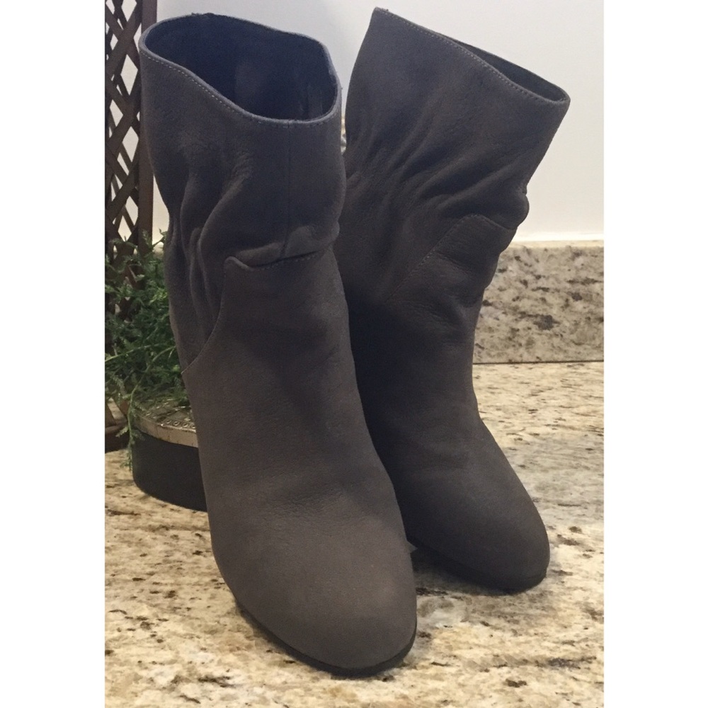 Adam Tucker By Me Too Crinkle Fit Ankle Boots